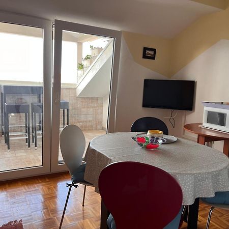 Apartments By The Sea Selce, Crikvenica - 4802 Екстериор снимка