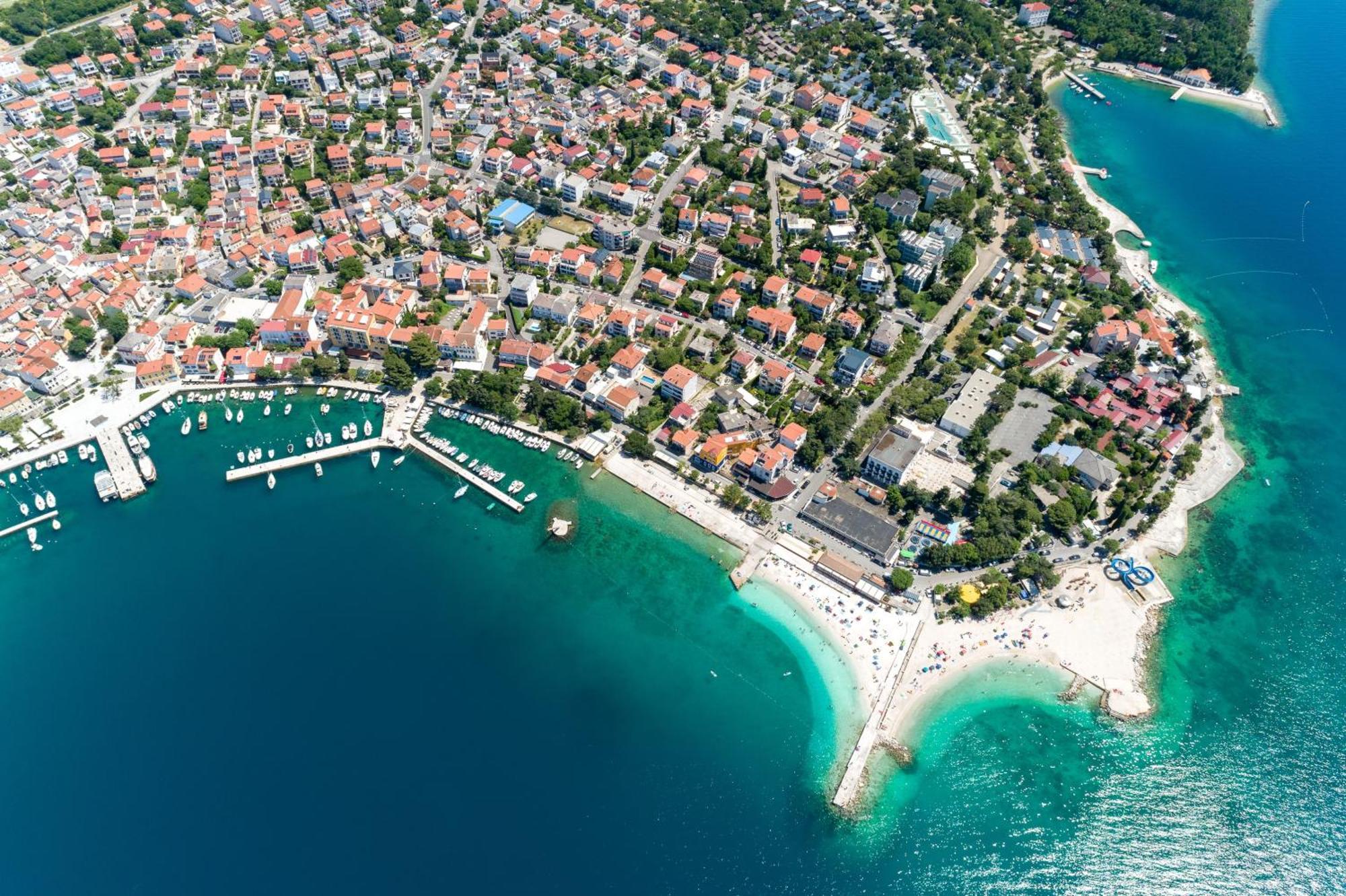 Apartments By The Sea Selce, Crikvenica - 4802 Екстериор снимка